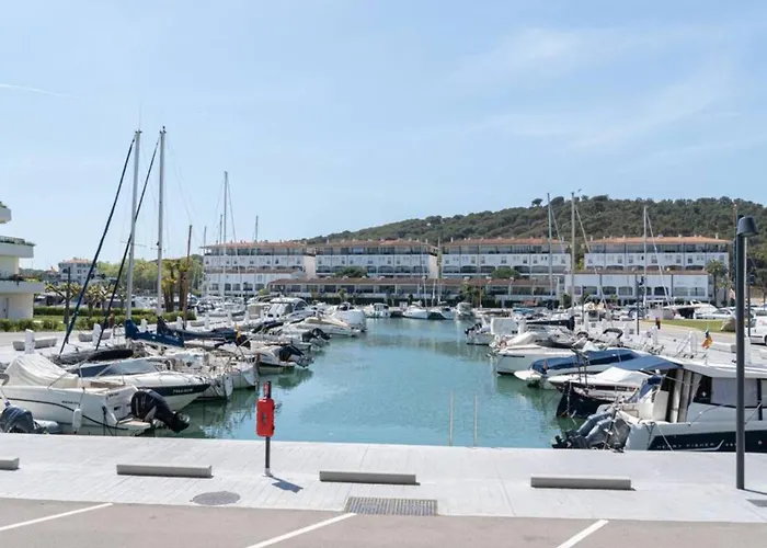 05 70 Marina Port D Aro Semesterbostad